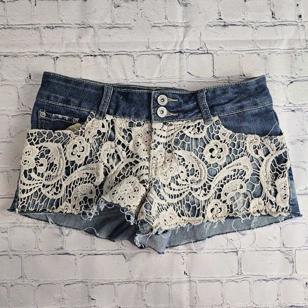 Vanity Dakota Womens Denim Cutoff Shorts Size 26 Crochet Medium Wash Stretch‎